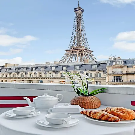 Apartment Exceptional 3bdr 6p - View Of The Eiffel Tower Paris