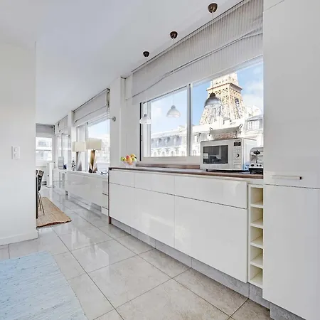 Apartment Exceptional 3bdr 6p - View Of The Eiffel Tower *