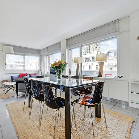 Exceptional 3bdr 6p - View Of The Eiffel Tower * Paris