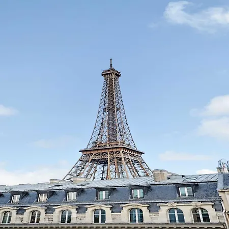 Exceptional 3bdr 6p - View Of The Eiffel Tower Apartment Paris